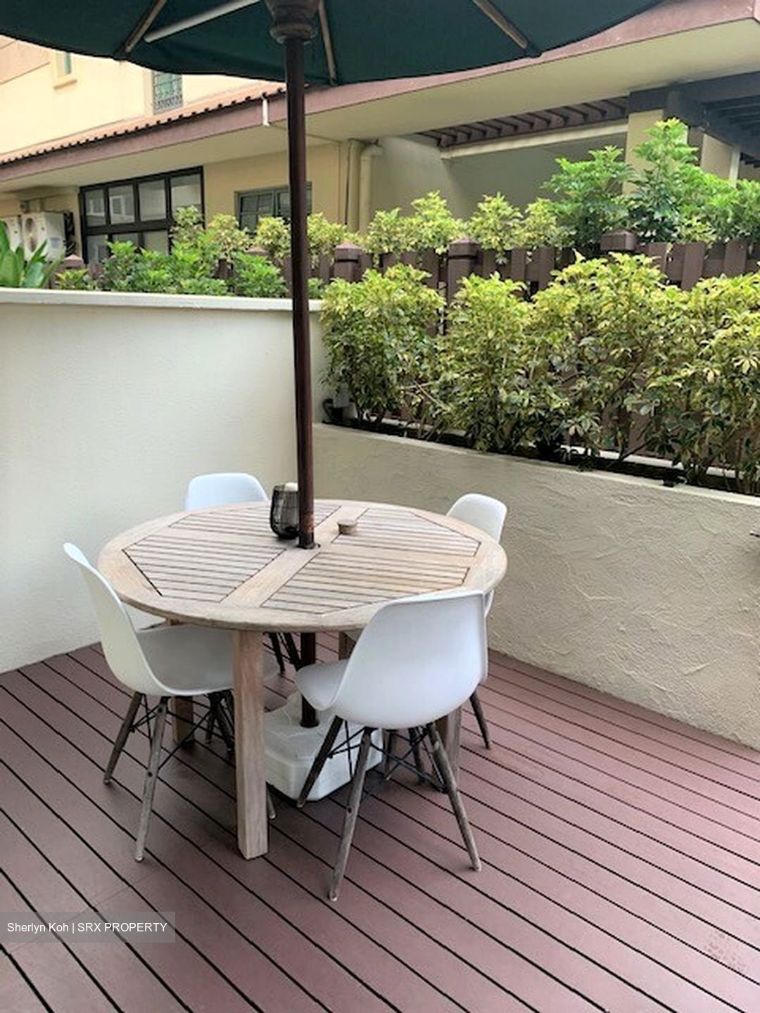 Barker Road (D11), Terrace #457034081
